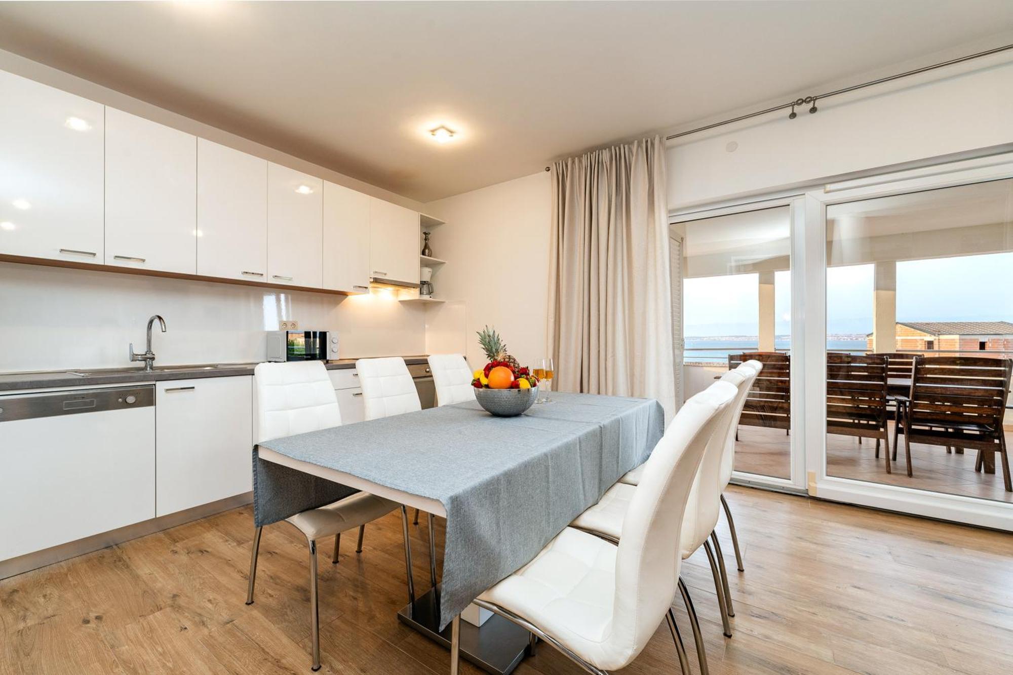 Very Good Life Apartment *